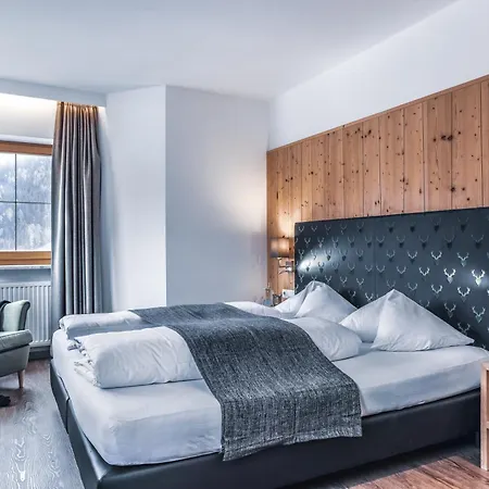 Aparthotel Auramonte 4*